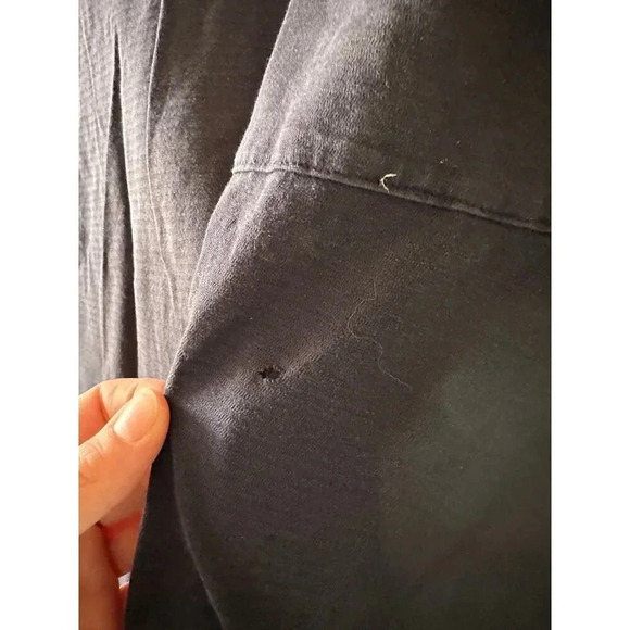 H&M Men’s size small dark purple t-shirt - Picture 4 of 9